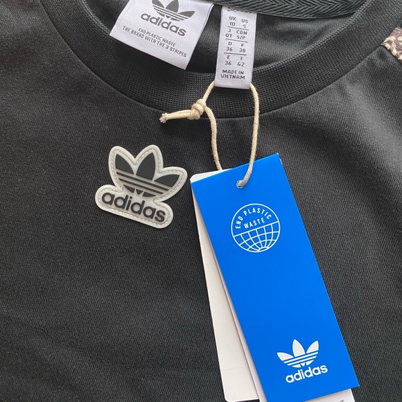 Adidas Original- Snake T-Shirt, SIZE: S - Picture 4 of 6